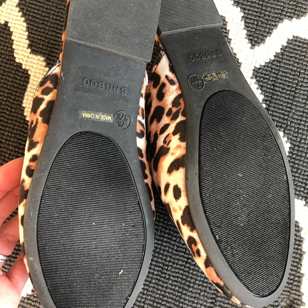 Leopard Print Slides - Picture 5 of 6